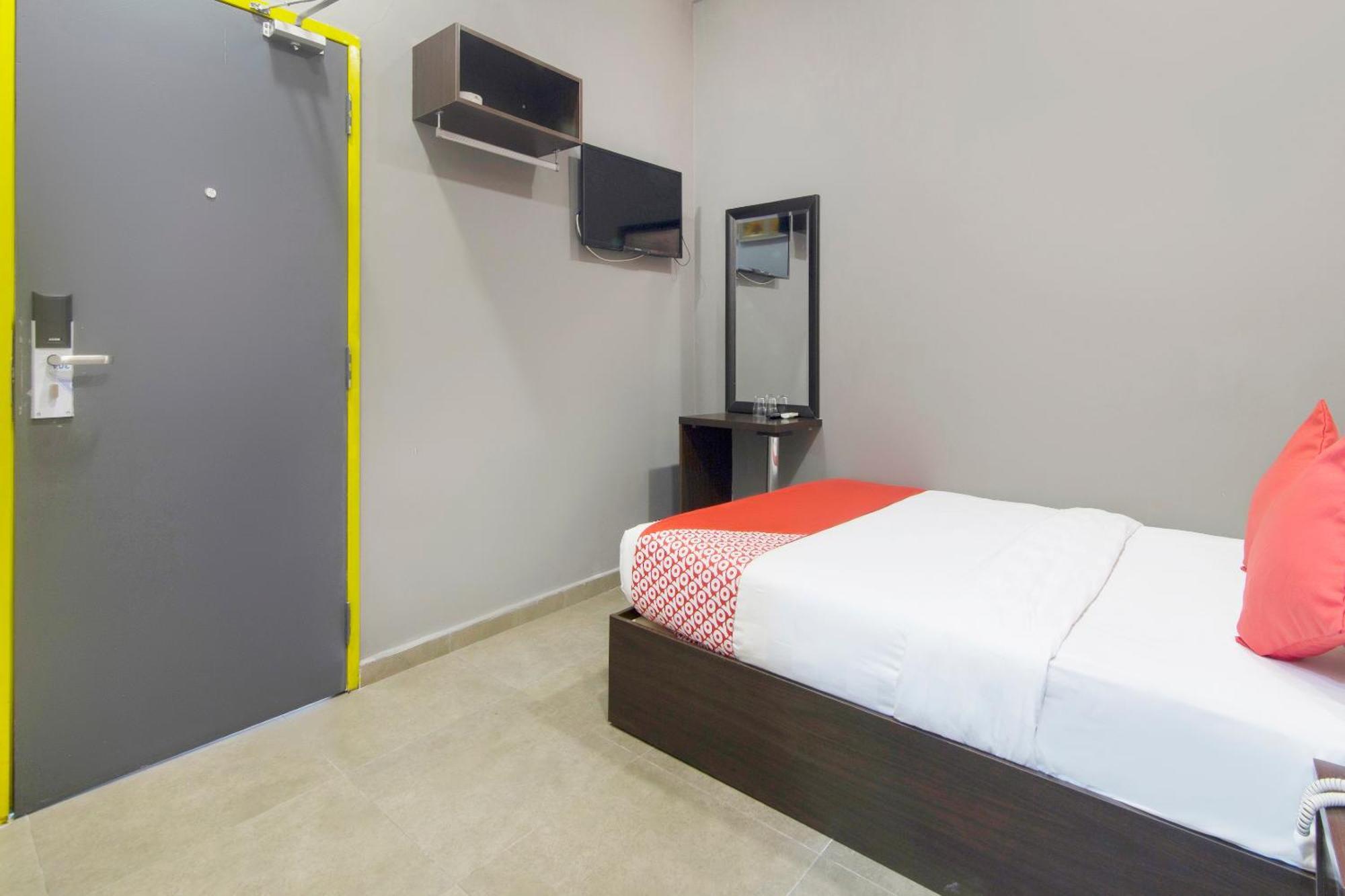Oyo 876 Hotel Sanctuary Petaling Jaya Exterior foto