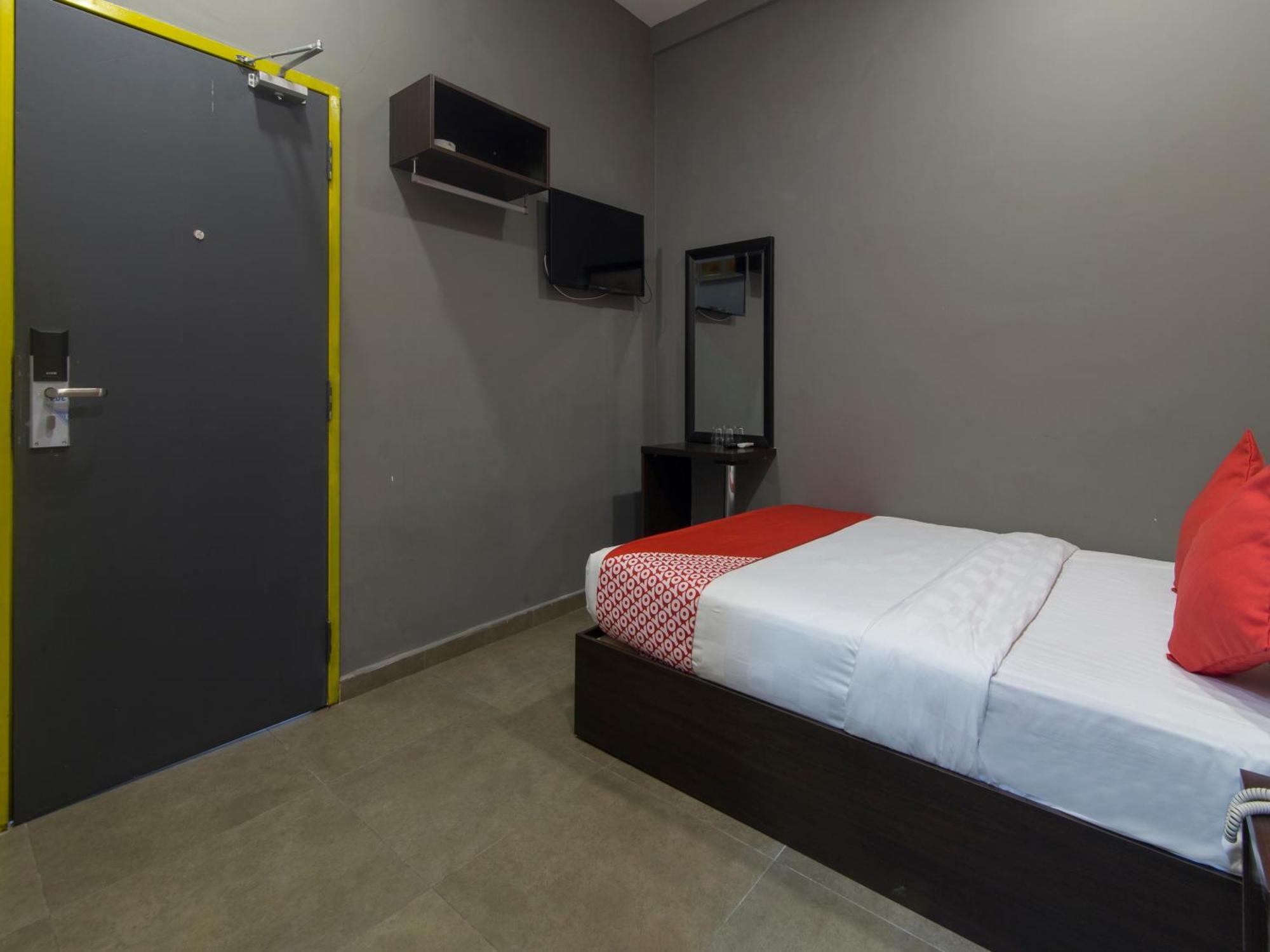 Oyo 876 Hotel Sanctuary Petaling Jaya Exterior foto
