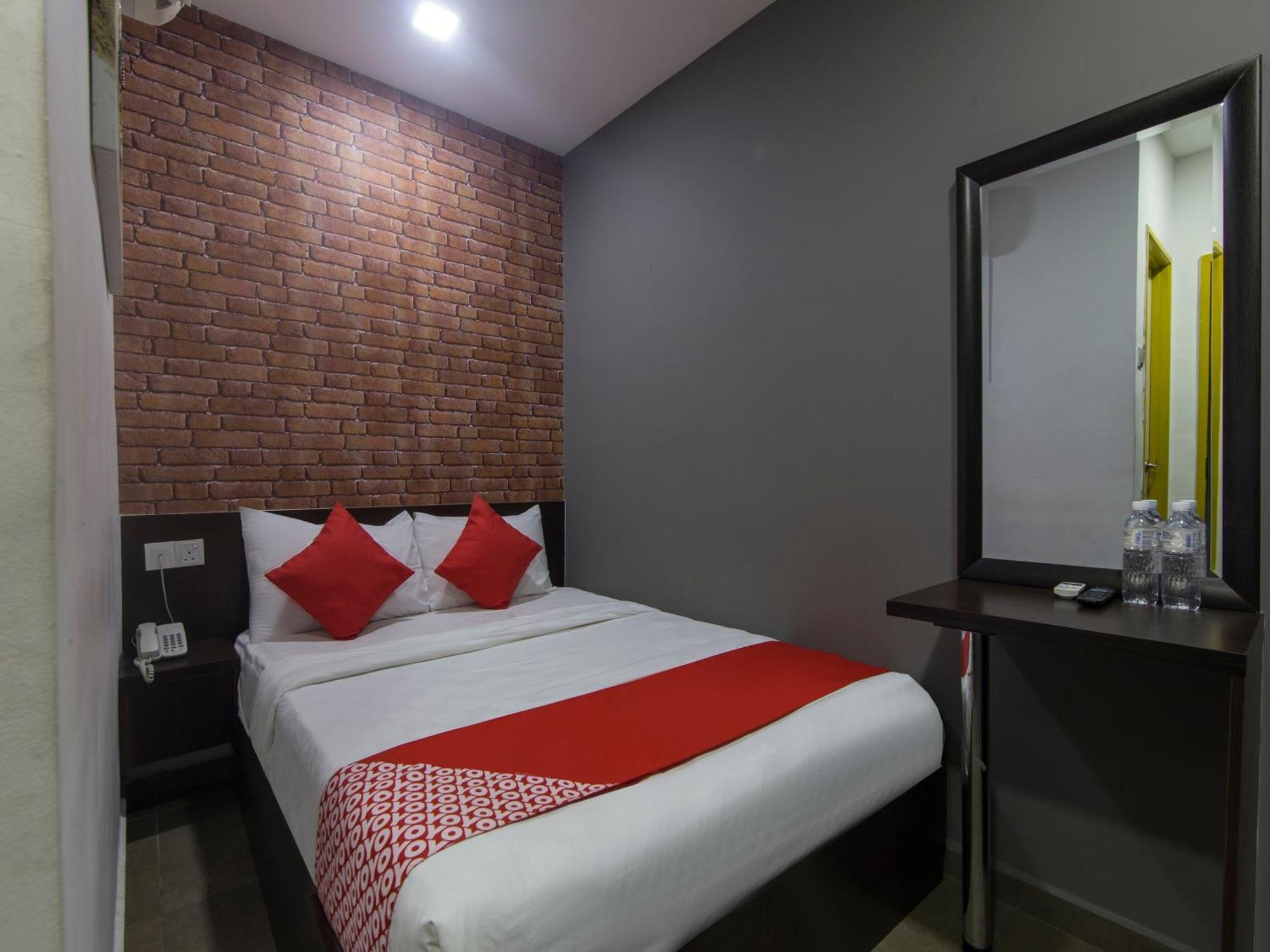Oyo 876 Hotel Sanctuary Petaling Jaya Exterior foto