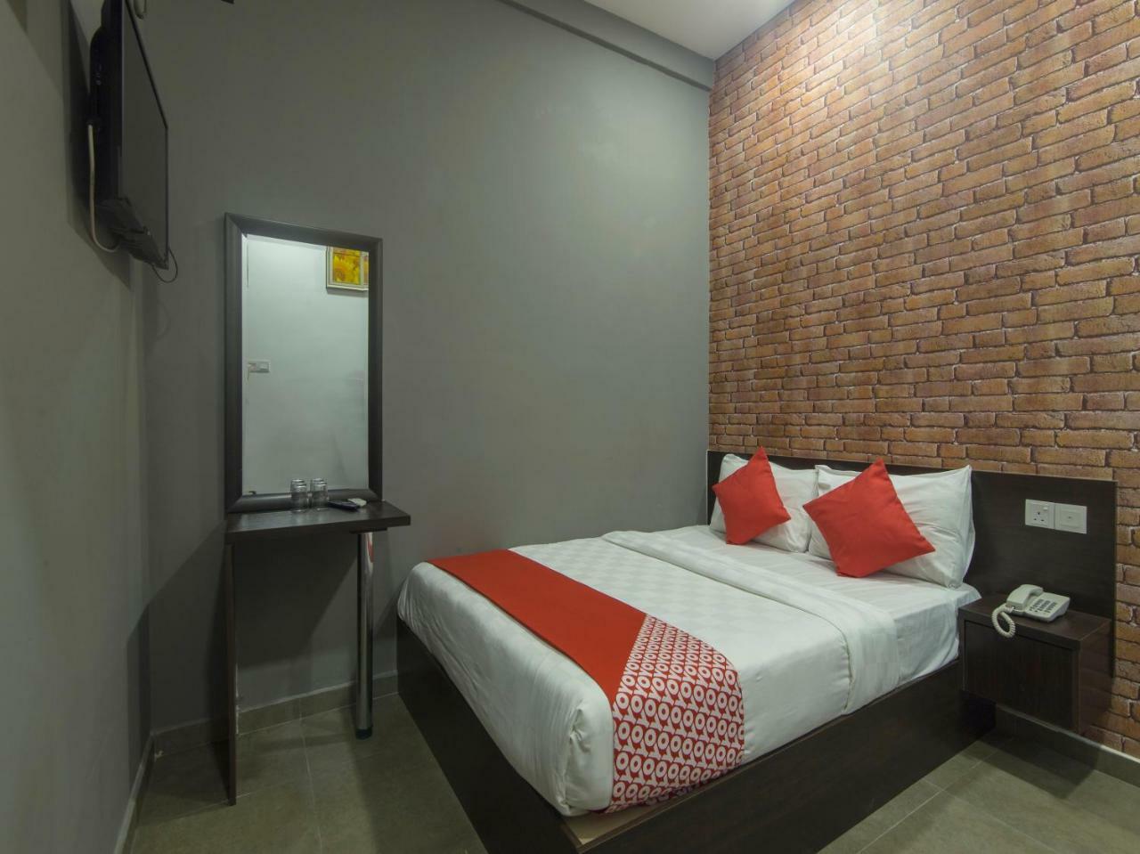 Oyo 876 Hotel Sanctuary Petaling Jaya Exterior foto